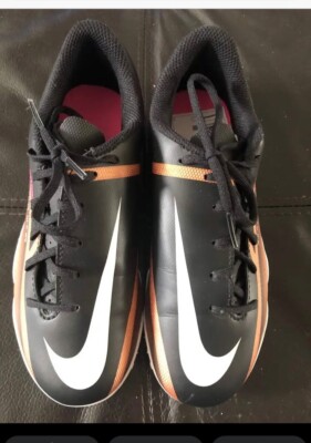 Nike Phantom Kids GT2 Club Metallic Fußballschuhe