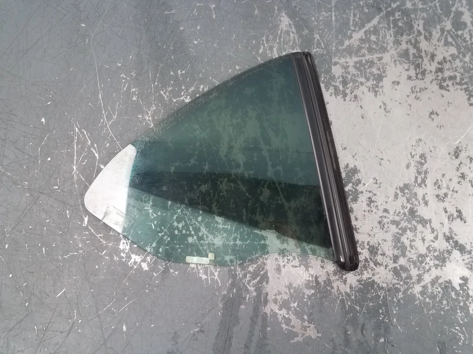 Porsche 911 997 Carrera S Cabriolet 2007 cuarto trasero derecho vidrio #6682 B2 Foto 2 de 4