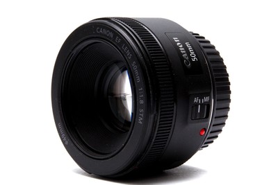 Canon EF 50mm f/1.8 STM Portrait Macro Objektiv für Canon EOS Kameras