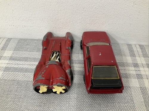 Matchbox Red Used + 3 Cars - Picture 6 of 9