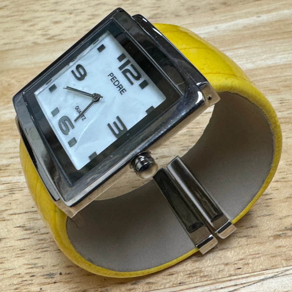 Reloj de Cuarzo Pedre Mujer Plateado MOP Rectángulo Japón Movt Brazalete Batería Nueva Foto 4 de 4