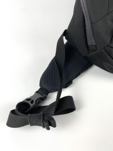 Patagonia Atom 8L Sling Black Nylon Crossbody Bag EDC One Size Barely Used - Picture 4 of 11