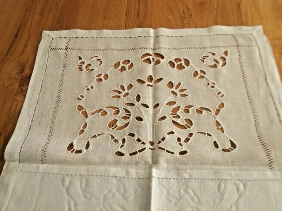 Pochette linge ancien lin brodé   - Photo 3/4