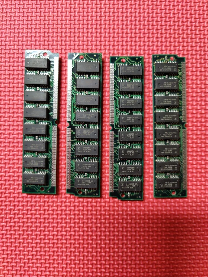 Four Pcs 2MX32-6 RAM Random Access Memory Chips - Image 4 of 4