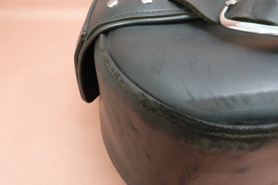 2001-2006 Honda Shadow AERO 750 VT750C Left Saddle Bag Saddlebag - Image 3 of 4