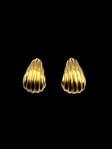 Chunky Shell Earrings For Pierced Gold Tone Runwa… - image 1