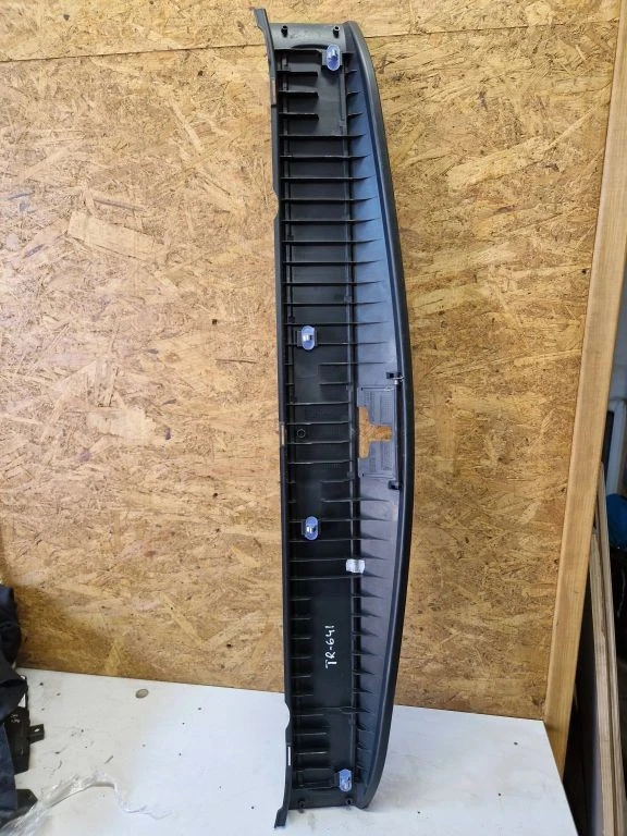 Opel Zafira C 2015 Rear Trunk boot sill cover protection 13289565 ETT641 - Image 2 of 3