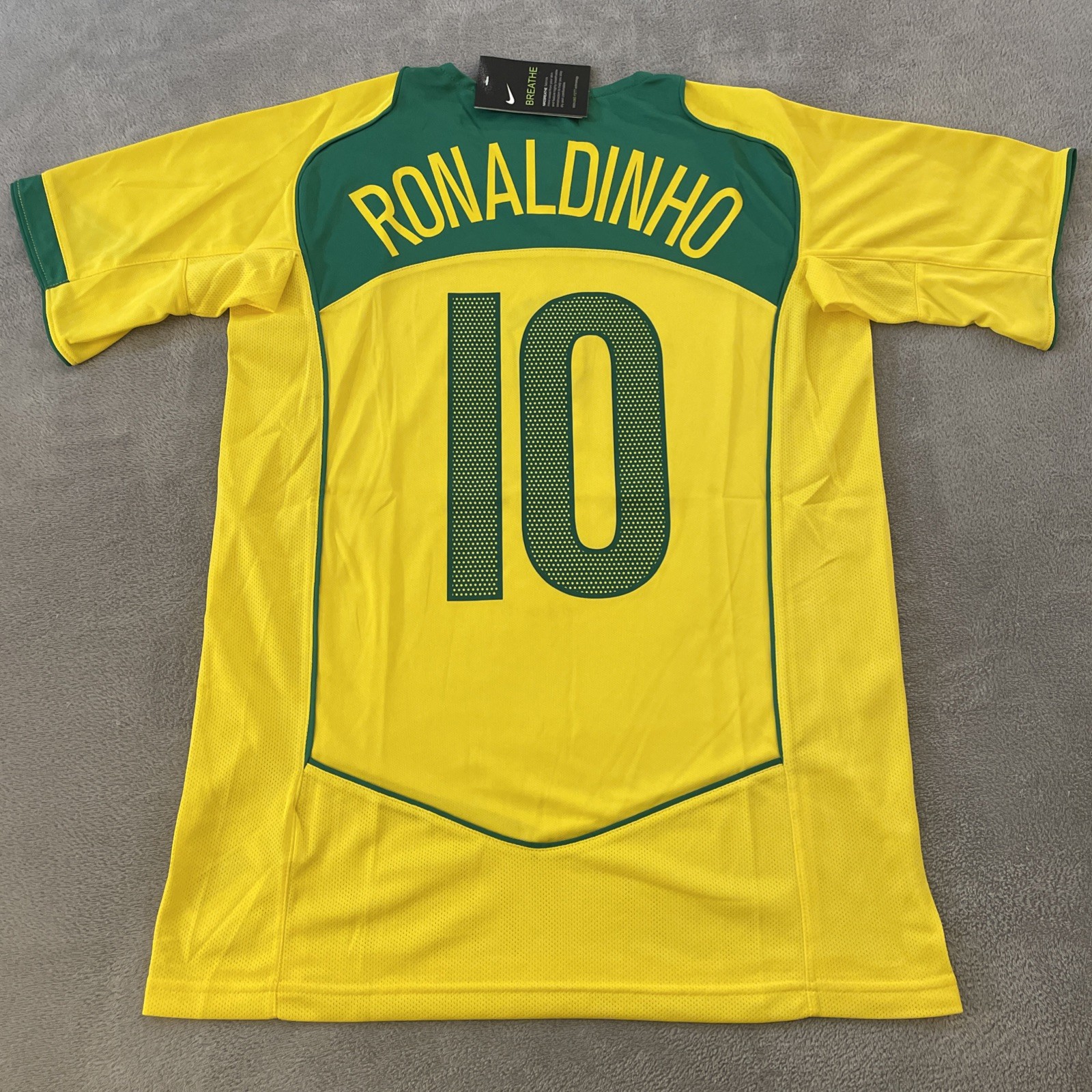 NEW Total 90 Brazil Ronaldinho #10 Soccer Jersey Mens Large L 2004 Yellow NWTags