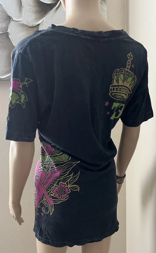 Camiseta túnica informal SINFUL by Affliction para mujer Y2K estampado rosa y corazón talla L Foto 3 de 4