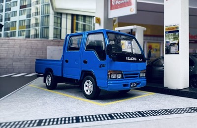 Model One Isuzu ELF Light Double Cab truck Diecast Model