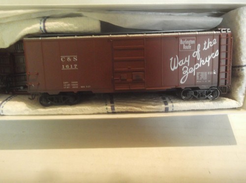 RED CABOOSE C&S Box Built Up RTR!! No Reserve !!