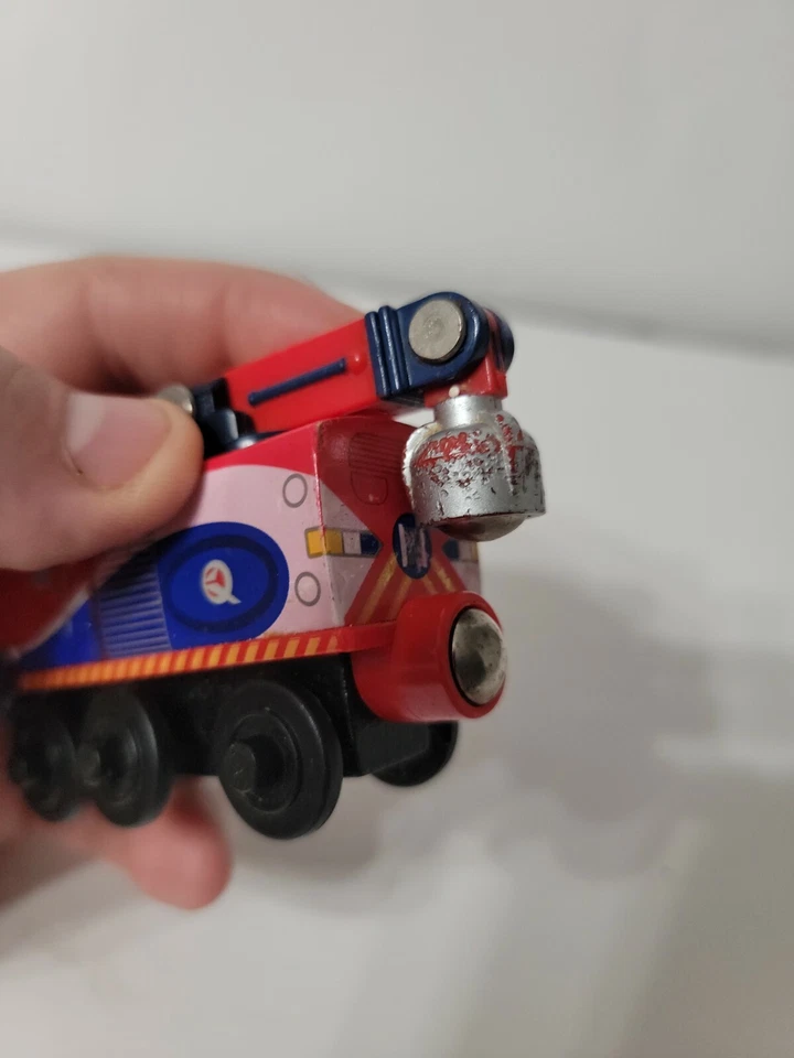 Tren Chuggington de madera Chug Patroller Jackman TOMY UK Thomas Brio Foto 2 de 4
