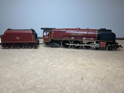 Hornby Queen Elizabeth 46221 Maroon