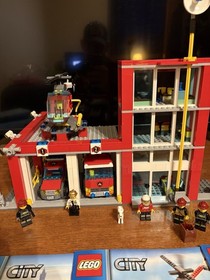 LEGO CITY: Fire Station (60004)