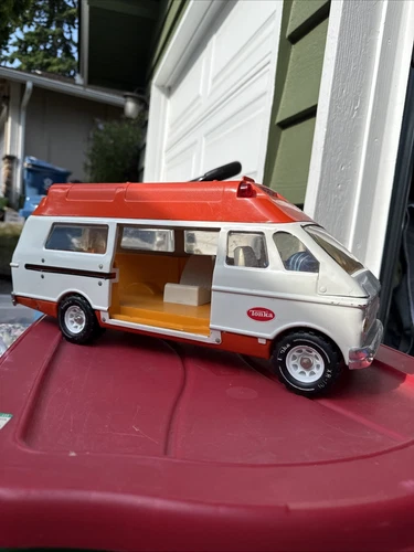 Vintage Mighty Tonka Rescue Ambulance Van Vehicle Mighty Paramedic White 70's
