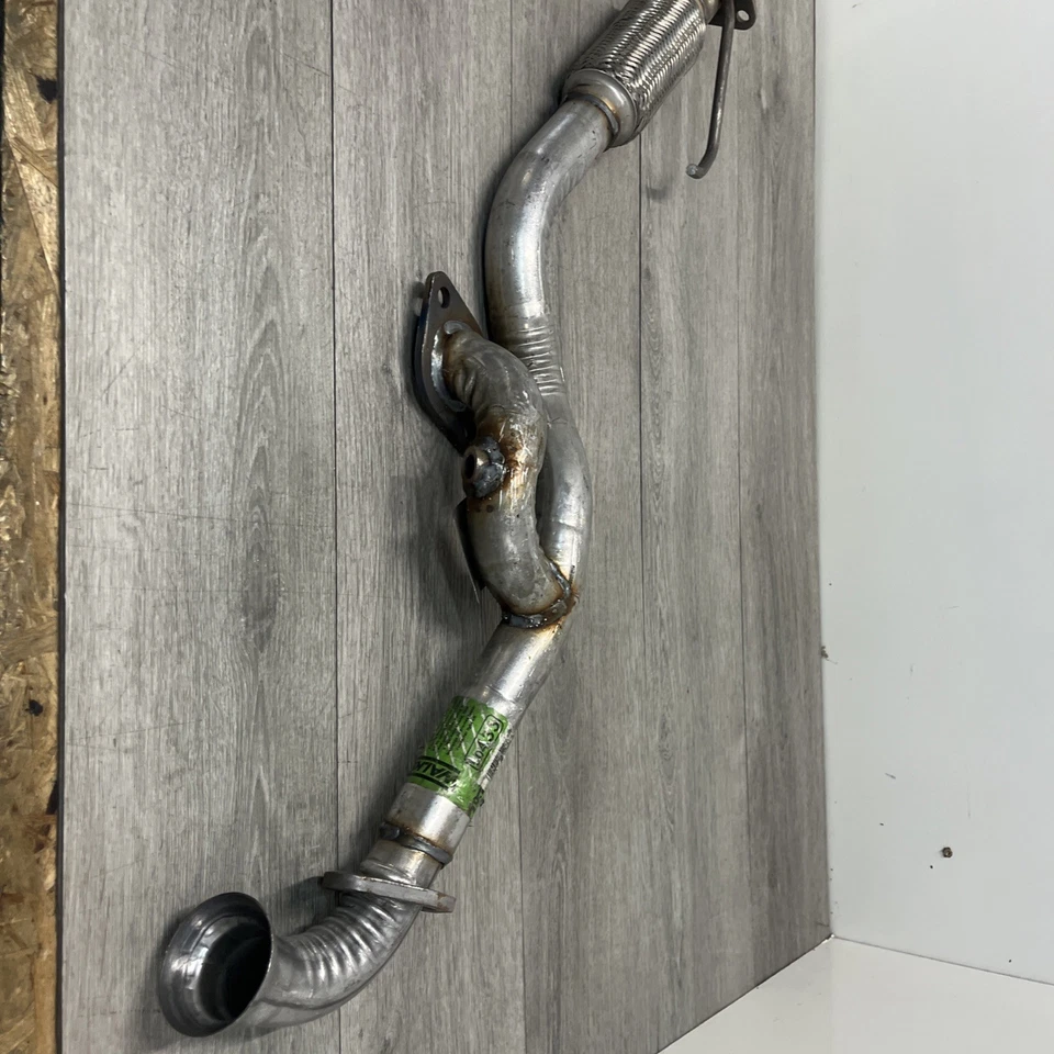 Tubo de escape de acero aluminizado Walker 50433 para Ford Escape 2001-2007 Foto 2 de 3