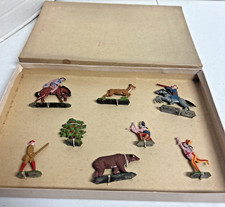 Vintage Manoil Barclay Lot of 8 Lead Figures in Box