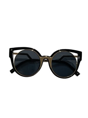 Privé Revaux the feminist sunglasses Privé Revaux the feminist sunglasses color black... | Depop main image 2