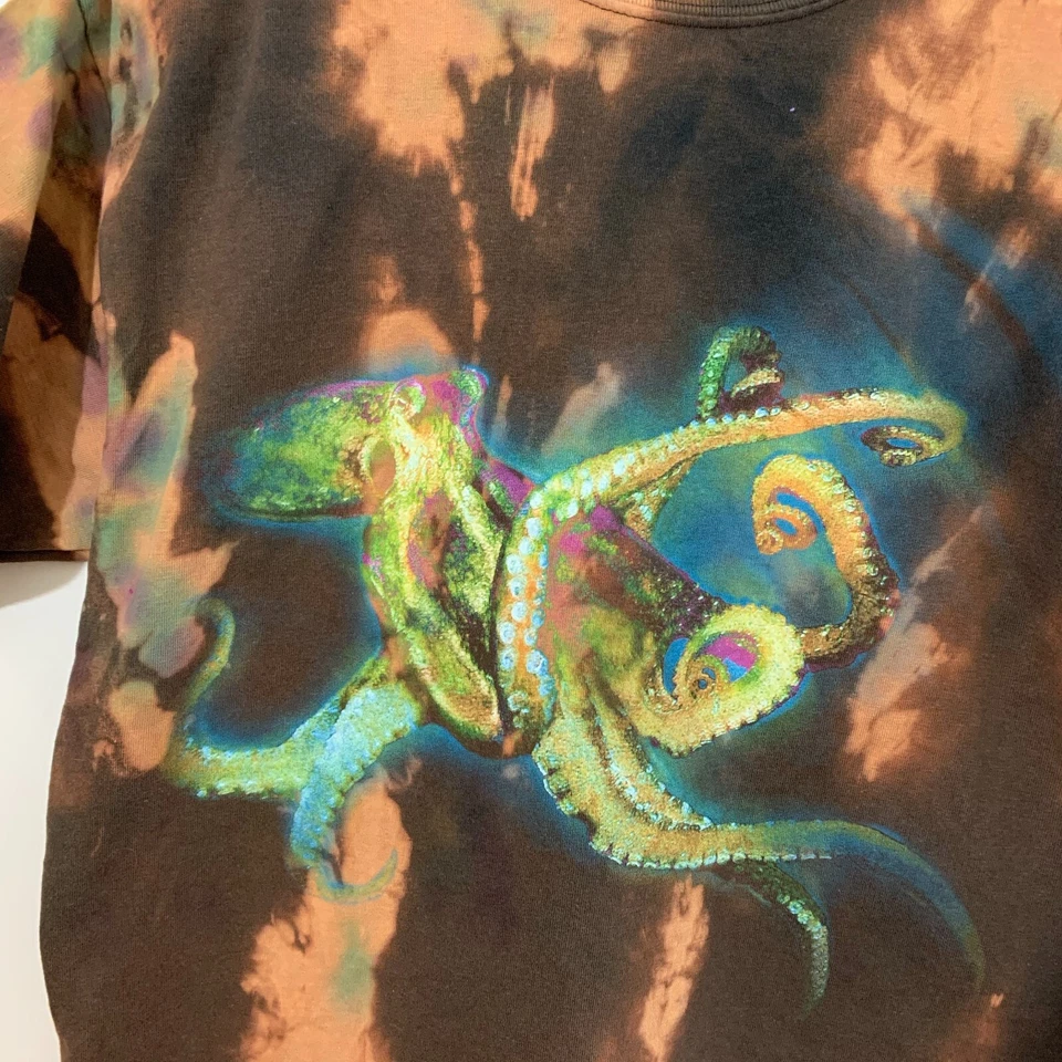 Camiseta gráfica manga corta para hombre - LG Tie-Dye original. Diseño pulpo. Foto 3 de 3