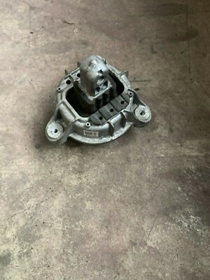 BMW F11 528i XD Rive Engine Mount Front Left 6794471 18000km for  