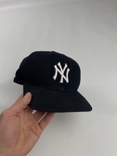 Vintage Yankees Snapback Black Cap