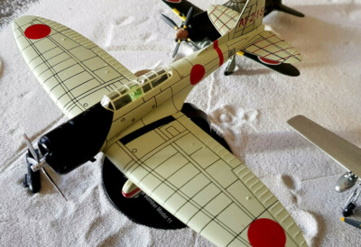 AICHI D3A Val Japan T.99 Metall Modell  WARBIRD 1:72 / Aircraft / YAKAIR / Avion