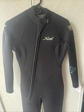 5/4mm Xcel Woman’s  Size 8 Dive Suit