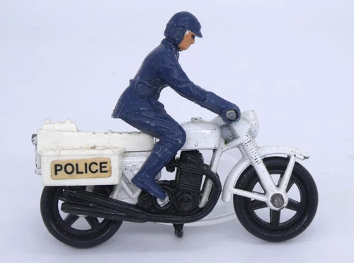 Matchbox Lesney Superfast 33 Police Motorcycle in White, Black Engine