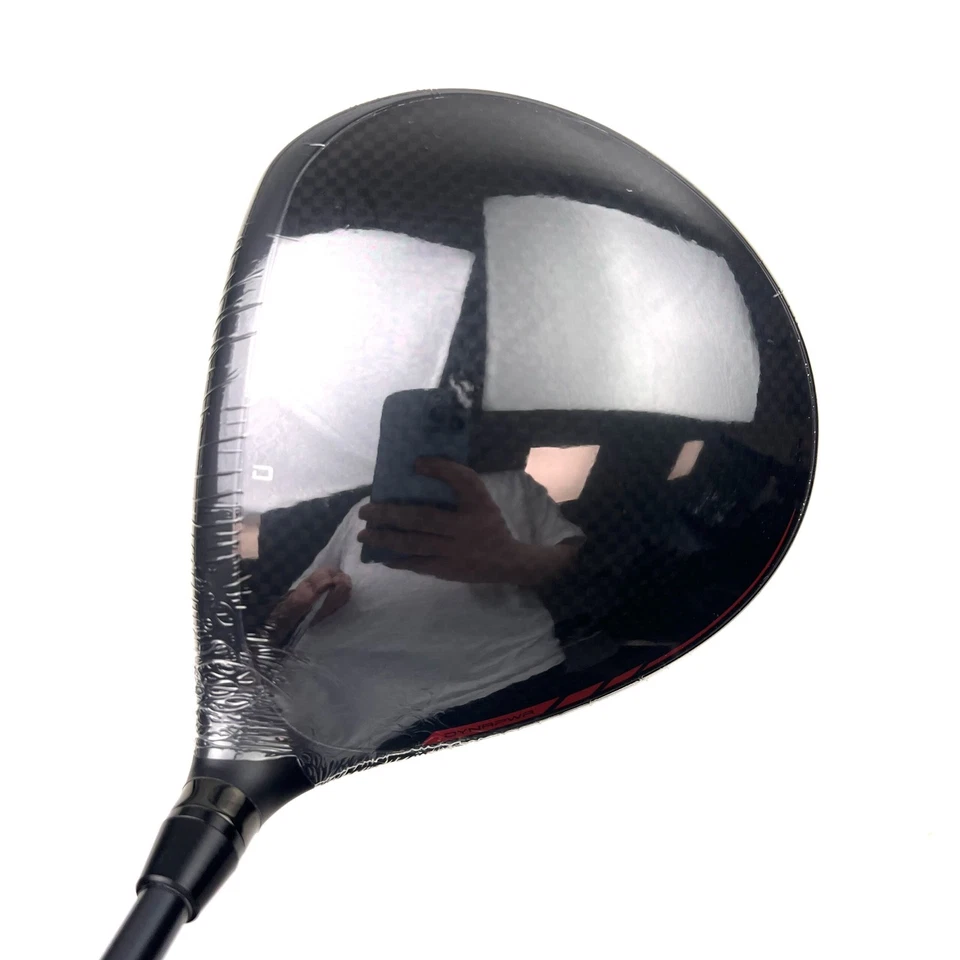 New Wilson Dynapwr Carbon 2025 Driver / 10.5 Degree / Linq Red Regular Flex - Image 2 of 4