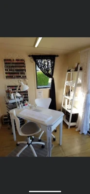 Home Hair Salon 47 Rent A Chair Hairdresser Gold Coast City