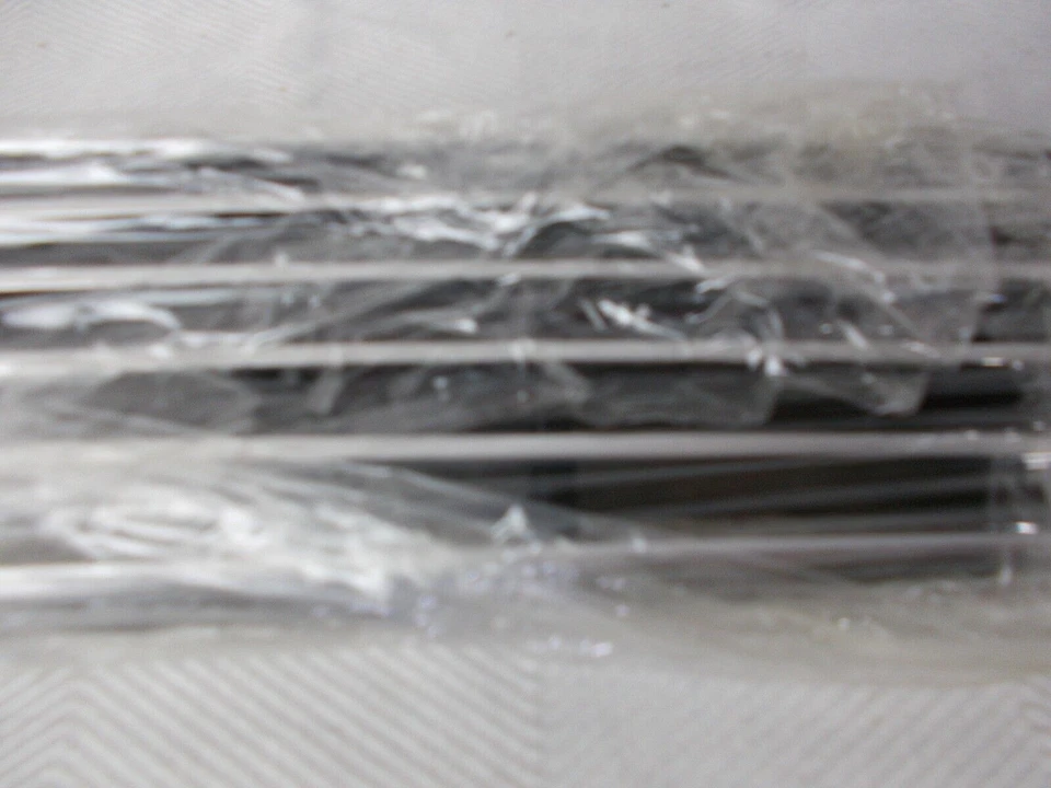 Bumper Billet Grille Insert For; Chevrolet Colorado 2004-2008 — 第 3/4 张图片