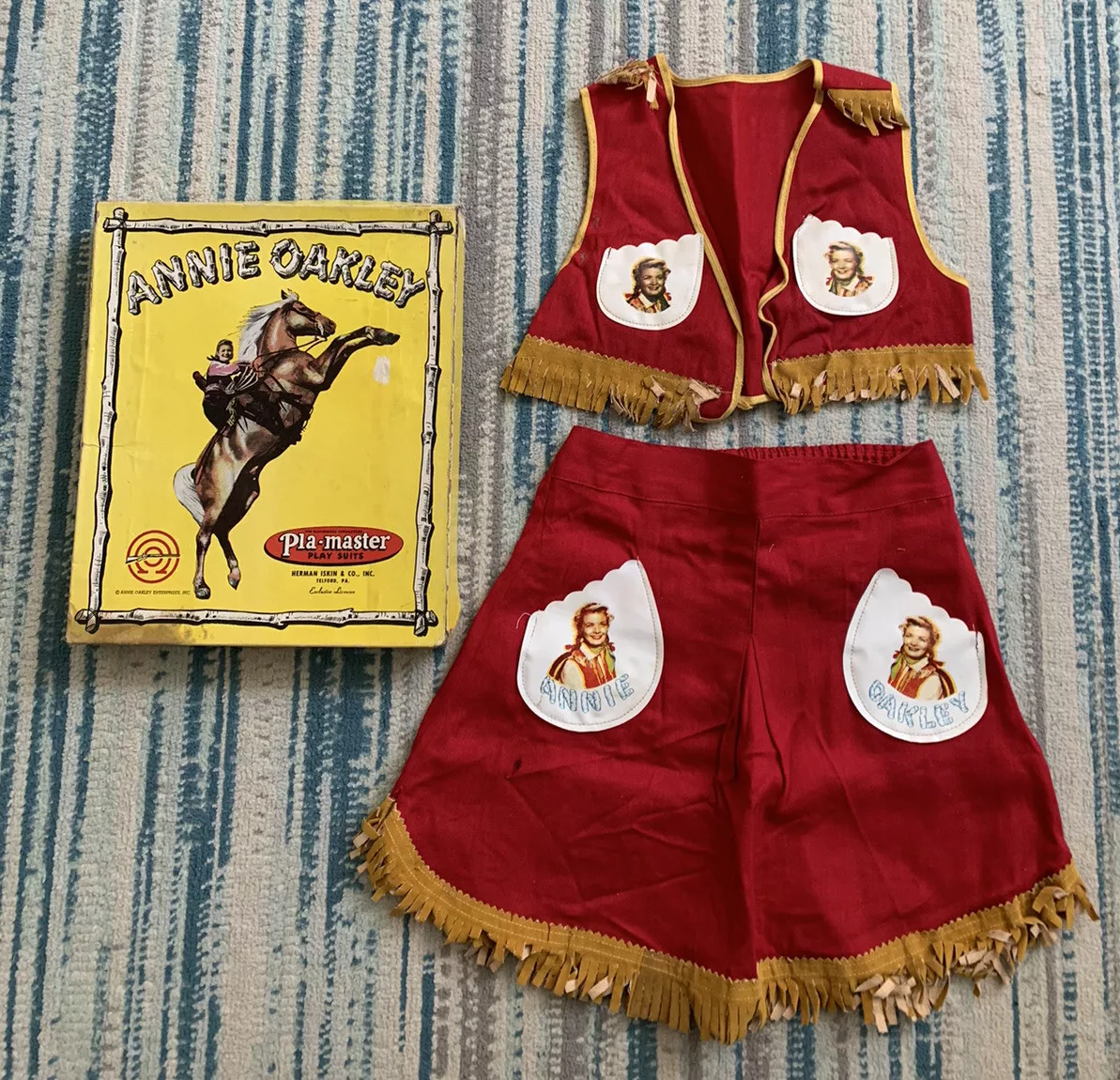 Red cowgirl hotsell outfit