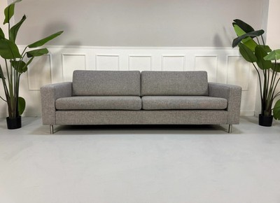 Bolia Scandinavia Sofa Grau Stoff Couch Metallfüße
