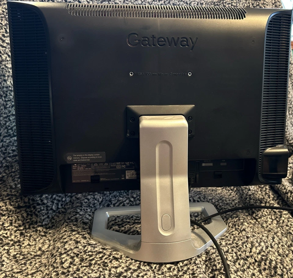 GATEWAY HD2201 22" Widescreen LCD Monitor-4ms,1000:1,1680x1050: Tested/Working - Image 2 of 4