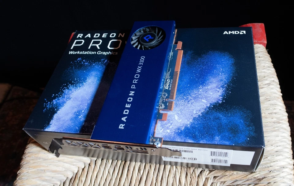 AMD Radeon Pro WX 3100 4GB GDDR5 Scheda Grafica  - Immagine 2 di 2