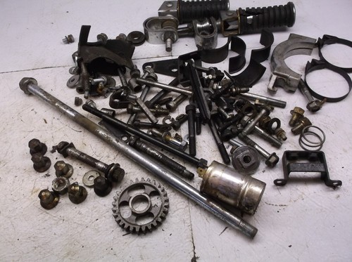 78 Yamaha XS 750 Misc Bolts Nuts Hiway Pegs NICE XS750E XS750 1J7 T4-18 - Picture 4 of 11