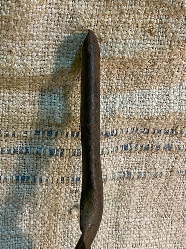 Vintage small tin metal iron scoop spoon kitchen tool. - Picture 9 of 11