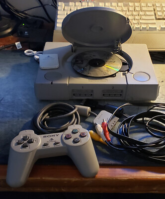 Sony PlayStation 1 Video Game Console - Gray w/ Crash Team Racing disc only