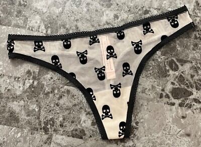 skull panty