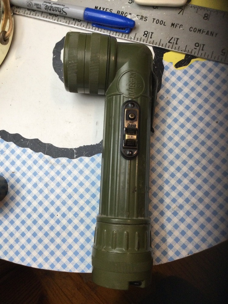 Vintage Military Flashlight U.S. MX-991/U  G.T. Price Products U.S.A. See Pics