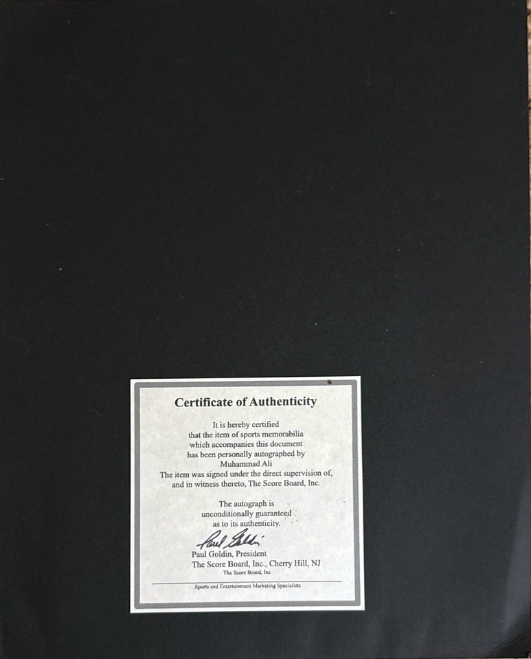 Muhammad Ali ,  signed 5x7 Photo In a 8x10 Matt  with COA. HOF framed - Image 2 of 2