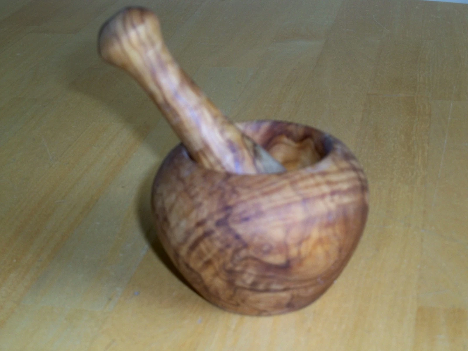 OLIVE WOOD Mortar & Pestle -- Minature 2 1/2" Herb Grinder -- Beautiful Grain
Opens in a new window 