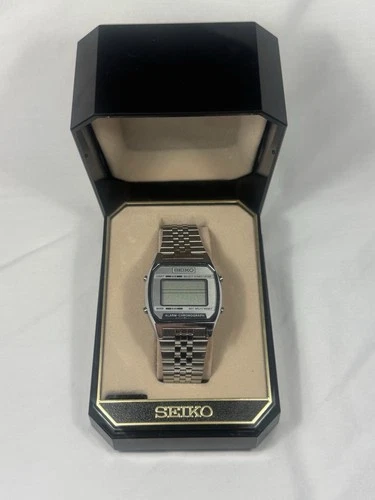 Vintage NOS 1980s Seiko Digital Alarm Chronograph Silver Watch Bracelet-Box &Tag