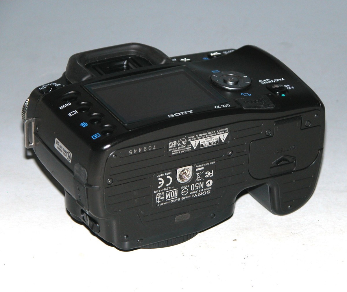 Sony Alpha a100 10.2MP Digital SLR Camera (Body Only) #9445