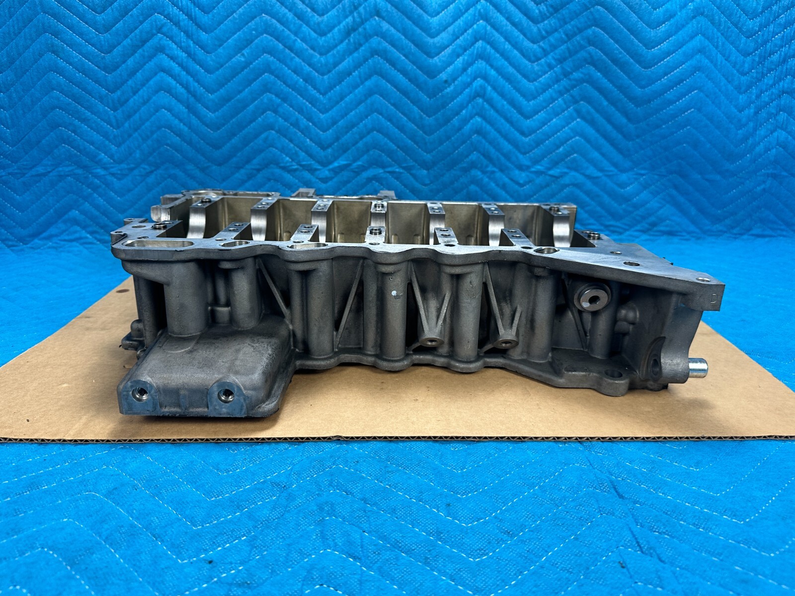 Bentley Cont Flying Spur BWR Engine Block Crankshaft Support Plate 2006-2012 OEM