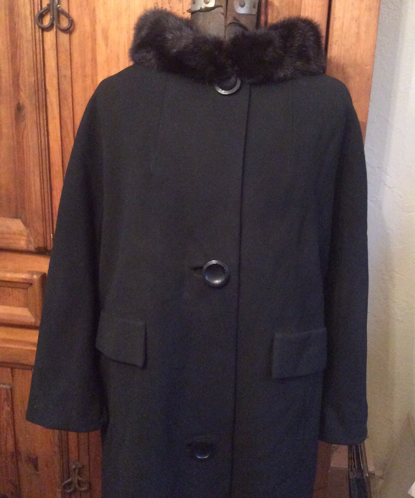 VINTAGE 1940's 50's SAKS FIFTH AVENUE BLACK FUR C… - image 6