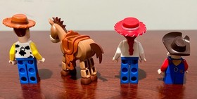 LEGO Toy Story 2 Woody's Roundup! Set 7594 Complete With Instruction Manuals