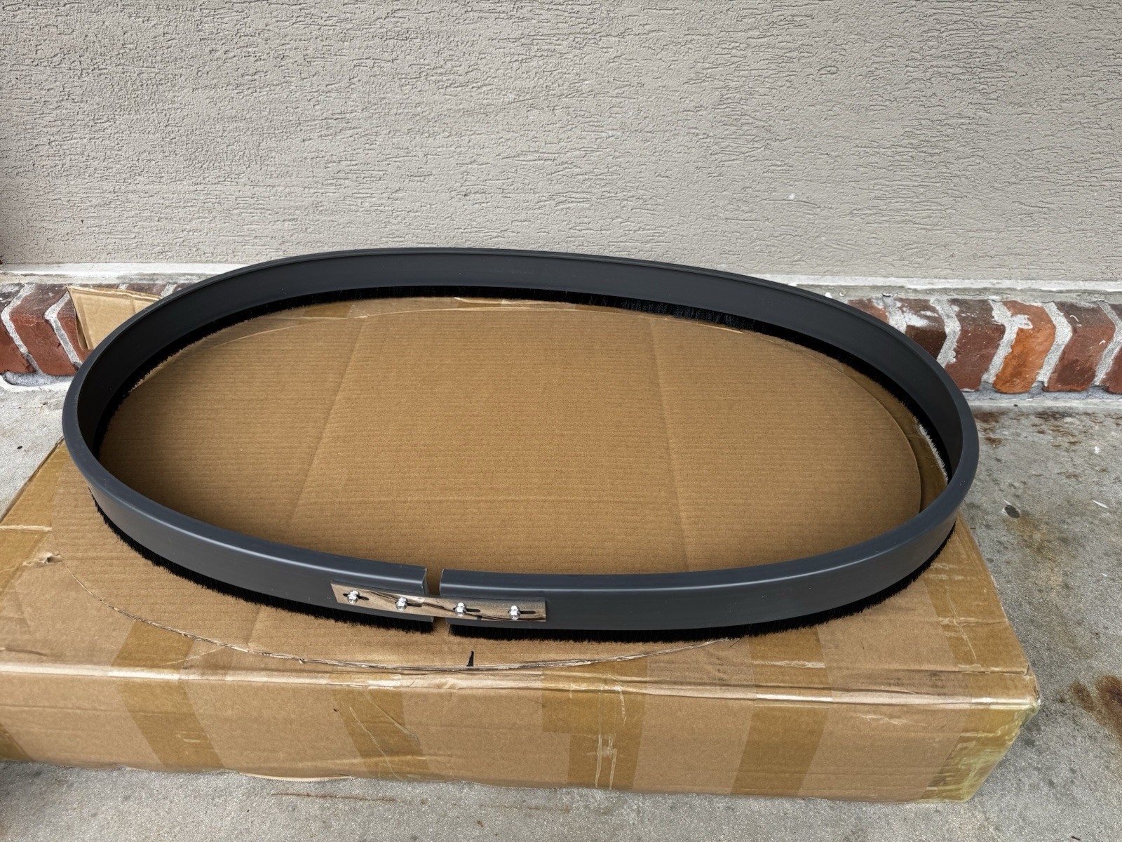 Bumper BRISTLE SKIRT,FITS TENNANT 32” 80CM 9011851, SS5/T5/T5e /T600/T600eT600ee
