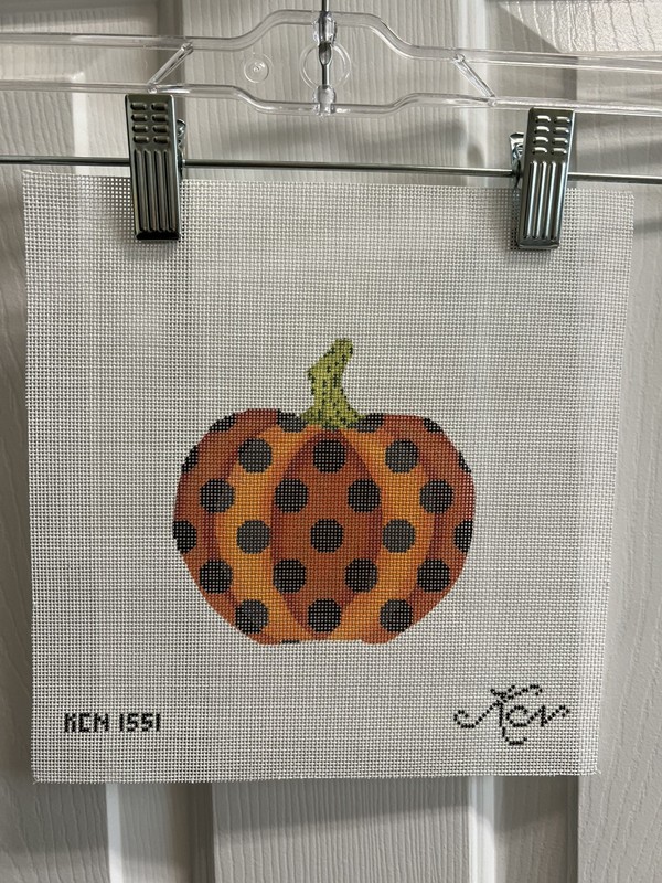 Kelly Clark PUMPKIN polka dot HALLOWEEN funky 18 mesh HP Needlepoint Canvas 