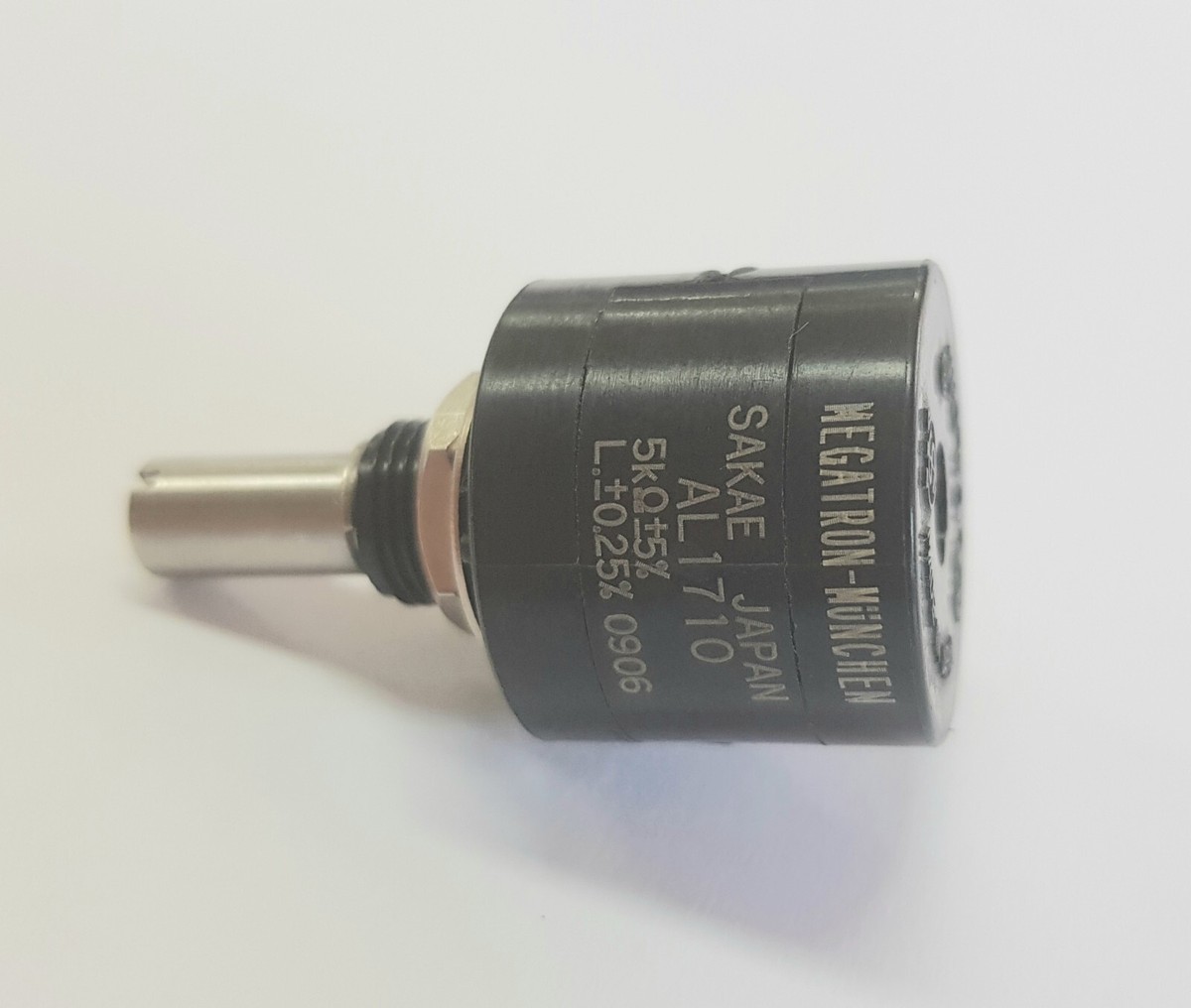 MEGATRON MUNCHCHEN, AL1710 Potentiometer | eBay MEGATRON MUNCHCHEN, AL1710 Potentiometer | eBay